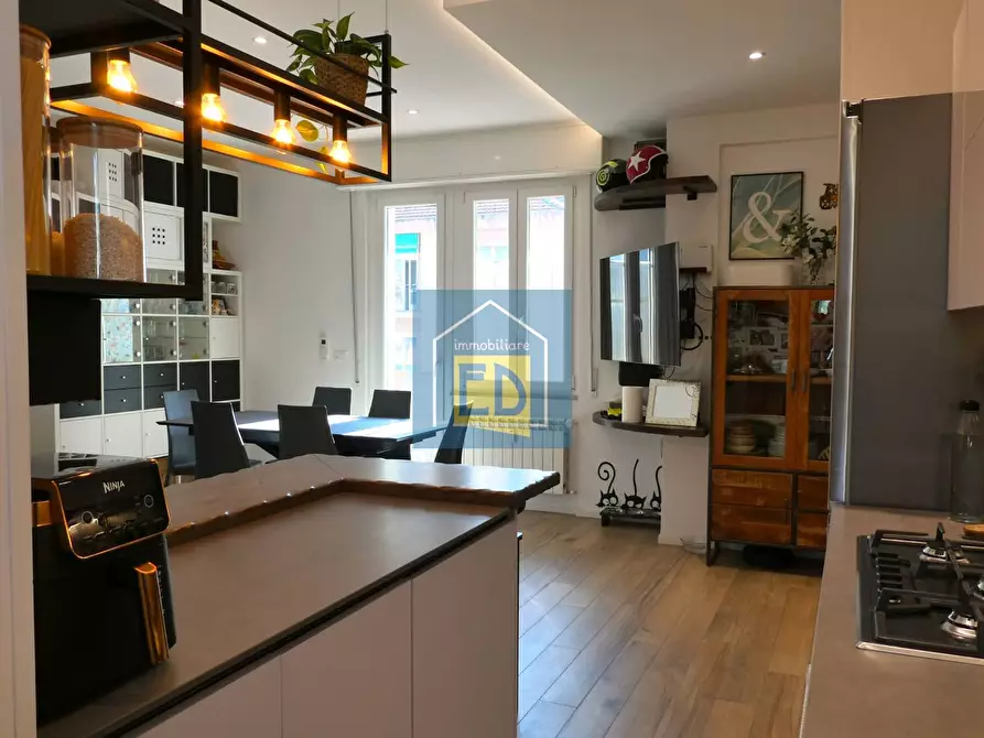 Immagine 14 di Appartamento in vendita  in Via Francesco Mignone 23 a Savona