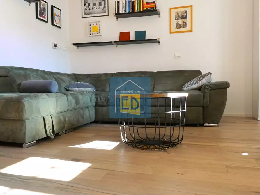 Immagine 16 di Appartamento in vendita  in Via Francesco Mignone 23 a Savona