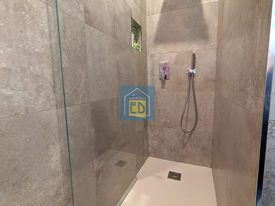 Immagine 25 di Appartamento in vendita  in Via Francesco Mignone 23 a Savona