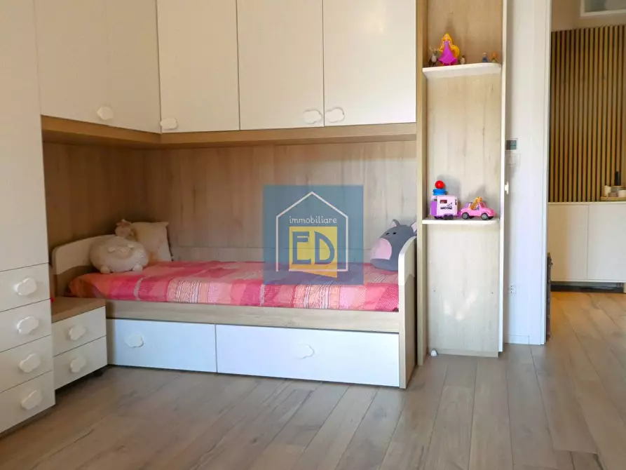 Immagine 35 di Appartamento in vendita  in Via Francesco Mignone 23 a Savona