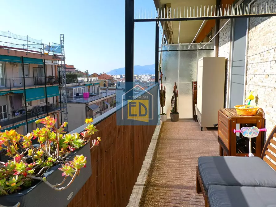 Immagine 45 di Appartamento in vendita  in Via Francesco Mignone 23 a Savona