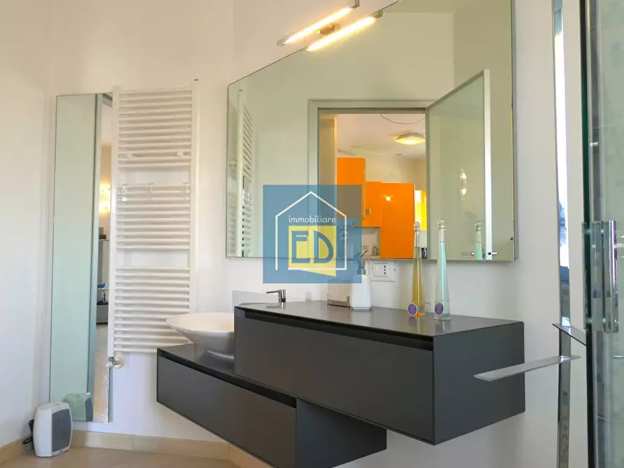 Immagine 21 di Appartamento in vendita  in Via del Collegio 36 a Carcare