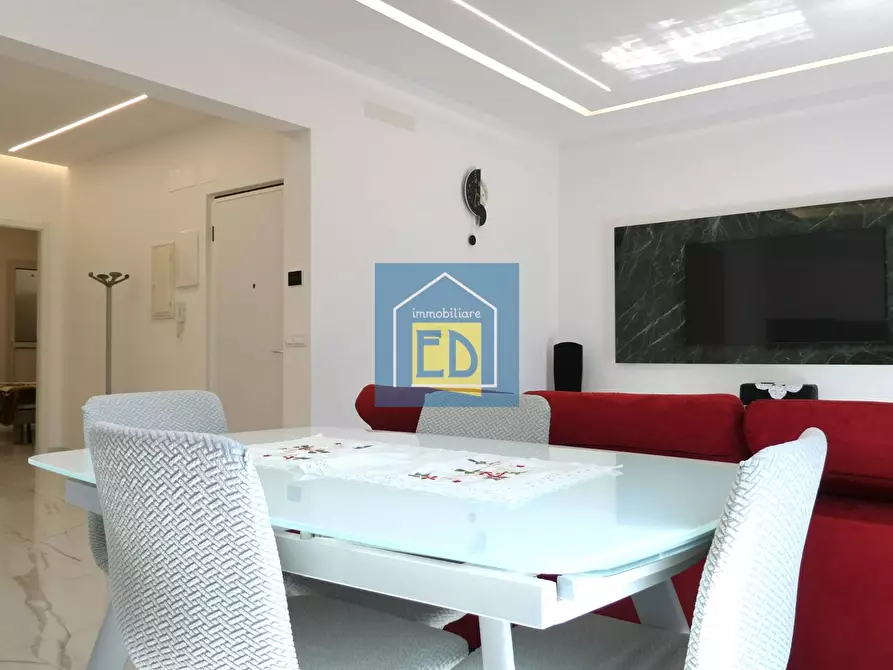 Immagine 4 di Appartamento in vendita  in Via delle Trincee 2 a Savona