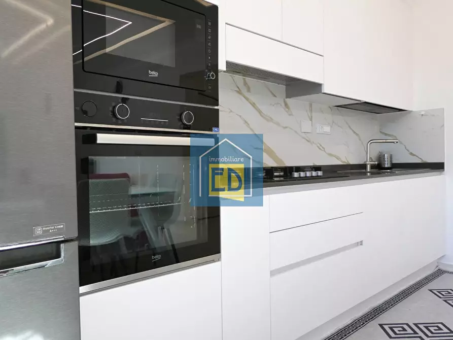Immagine 9 di Appartamento in vendita  in Via delle Trincee 2 a Savona