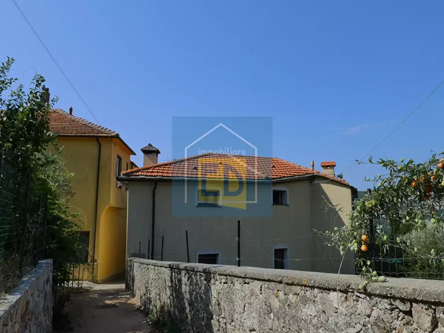 Immagine 5 di Villa in vendita  in Via Portio 25 a Bergeggi