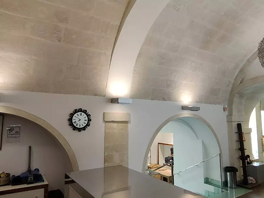 Immagine 2 di Locale commerciale in affitto  in via rapisasrdi 123 a Ragusa