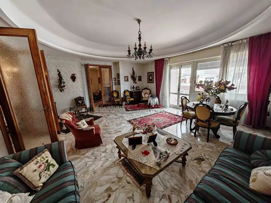 Immagine 9 di Appartamento in vendita  in Via Dante 120/A a Ragusa