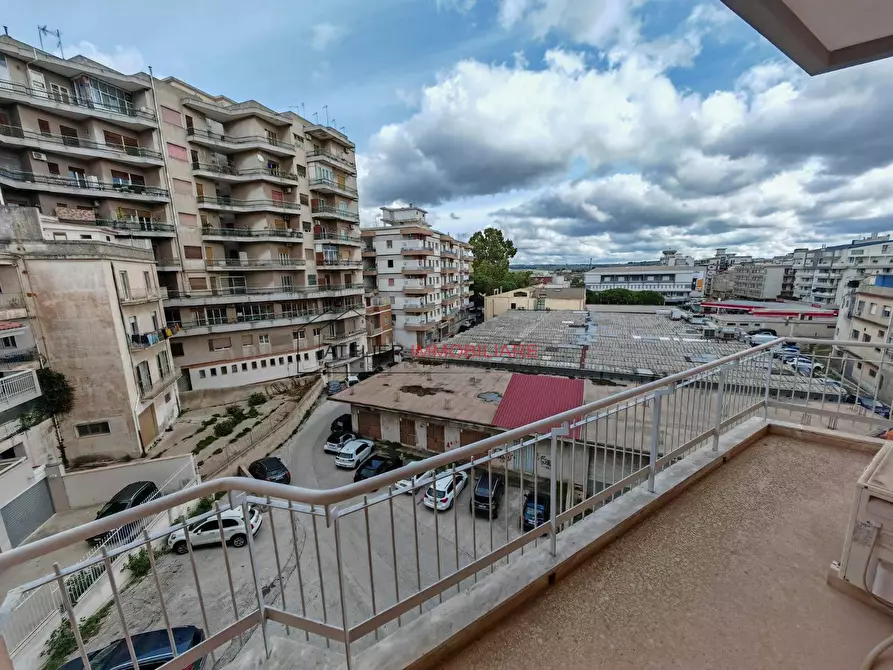Immagine 27 di Appartamento in vendita  in Via Dante 120/A a Ragusa