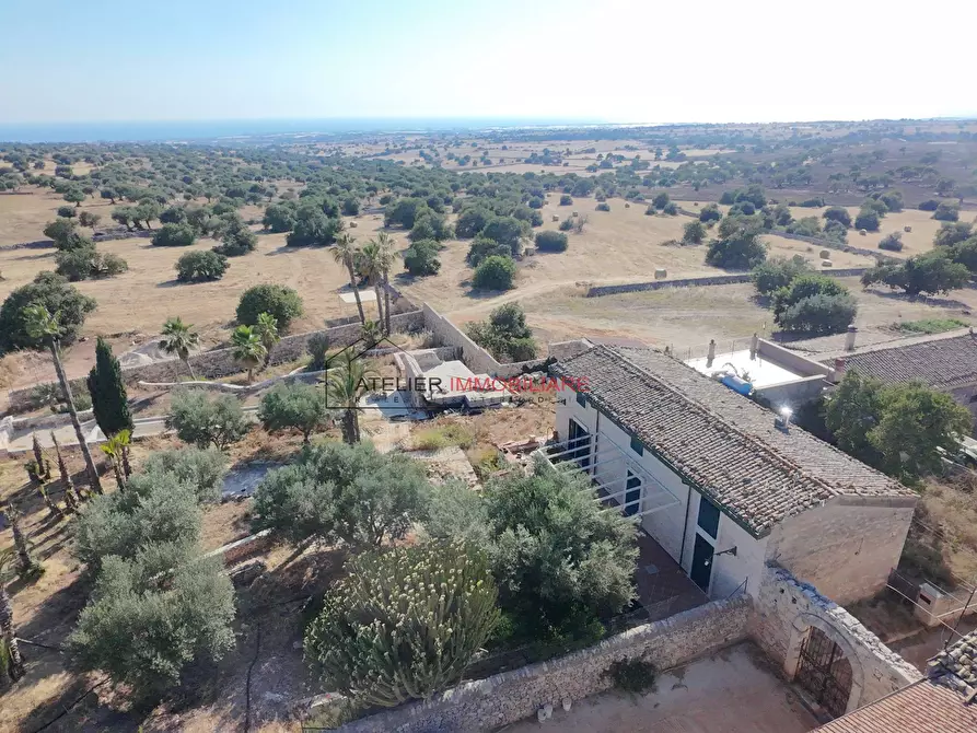 Immagine 1 di Villa in vendita  in C.da Peralta - SP 25 a Ragusa