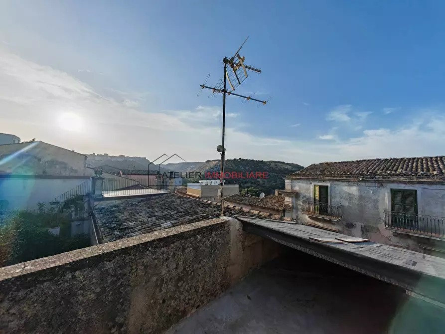 Immagine 4 di Casa indipendente in vendita  a Ragusa