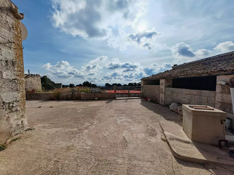 Immagine 9 di Villa in vendita  in C.da Torre Mastro snc a Ragusa