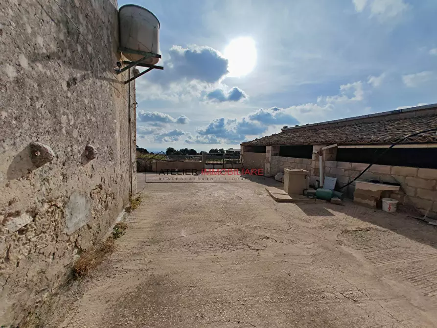 Immagine 20 di Villa in vendita  in C.da Torre Mastro snc a Ragusa
