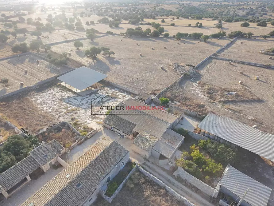 Immagine 6 di Villa in vendita  in C.da Torre Mastro snc a Ragusa