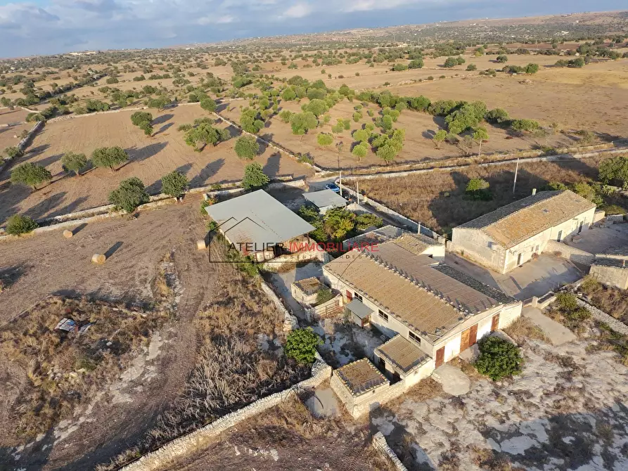 Immagine 3 di Villa in vendita  in C.da Torre Mastro snc a Ragusa