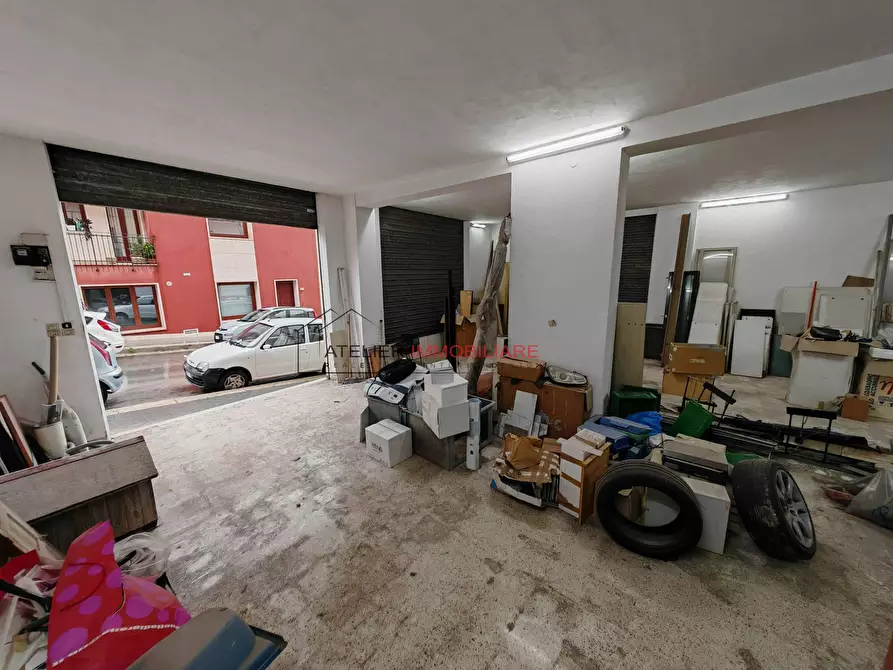 Immagine 3 di Magazzino in vendita  in via sacerdote di giacomo a Ragusa