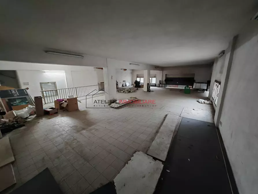 Immagine 7 di Magazzino in vendita  in via sacerdote di giacomo a Ragusa