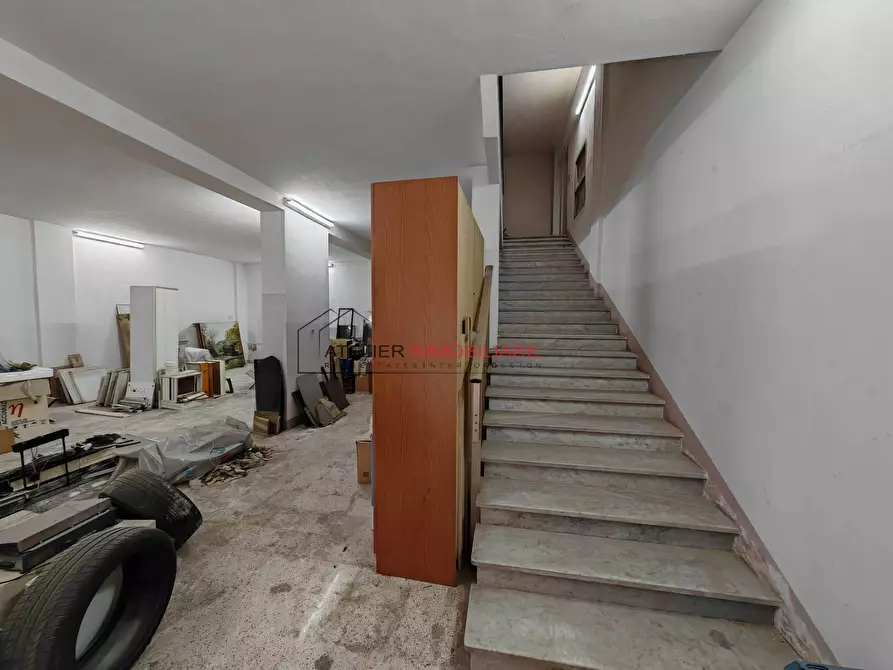 Immagine 8 di Magazzino in vendita  in via sacerdote di giacomo a Ragusa