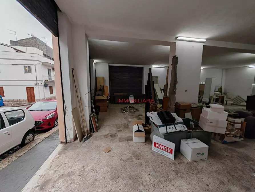 Immagine 9 di Magazzino in vendita  in via sacerdote di giacomo a Ragusa