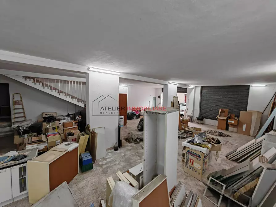 Immagine 11 di Magazzino in vendita  in via sacerdote di giacomo a Ragusa