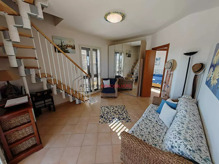 Immagine 19 di Multiproprietà in vendita  in via dott. salvatore ottaviano 68 a Giarratana