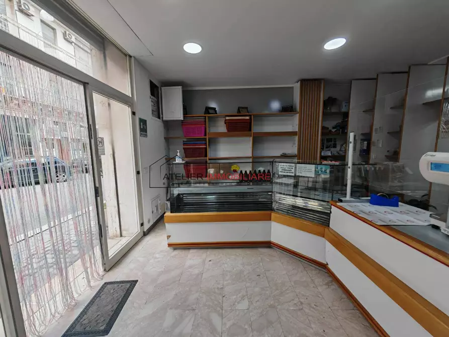 Immagine 18 di Attività commerciale in vendita  in Via Carducci a Ragusa