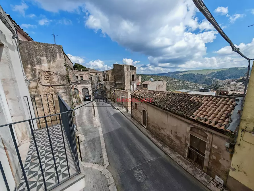 Immagine 18 di Casa indipendente in vendita  in corso giuseppe mazzini 42 a Ragusa