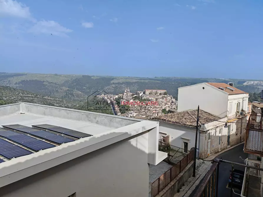 Immagine 5 di Casa indipendente in vendita  in Via Armando Diaz 30/32 a Ragusa