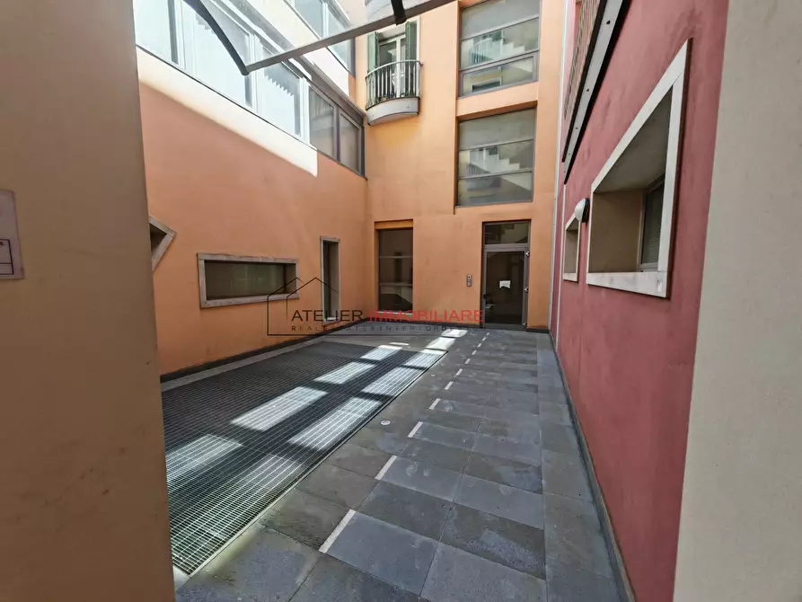 Immagine 17 di Appartamento in vendita  a Ragusa