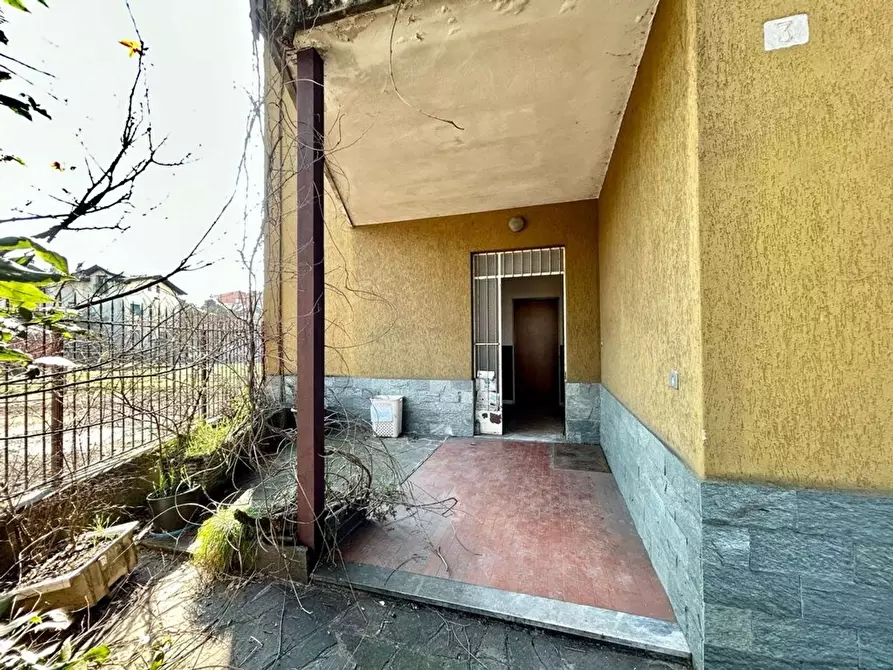 Immagine 5 di Villa in vendita  in A. Locatelli a Nova Milanese