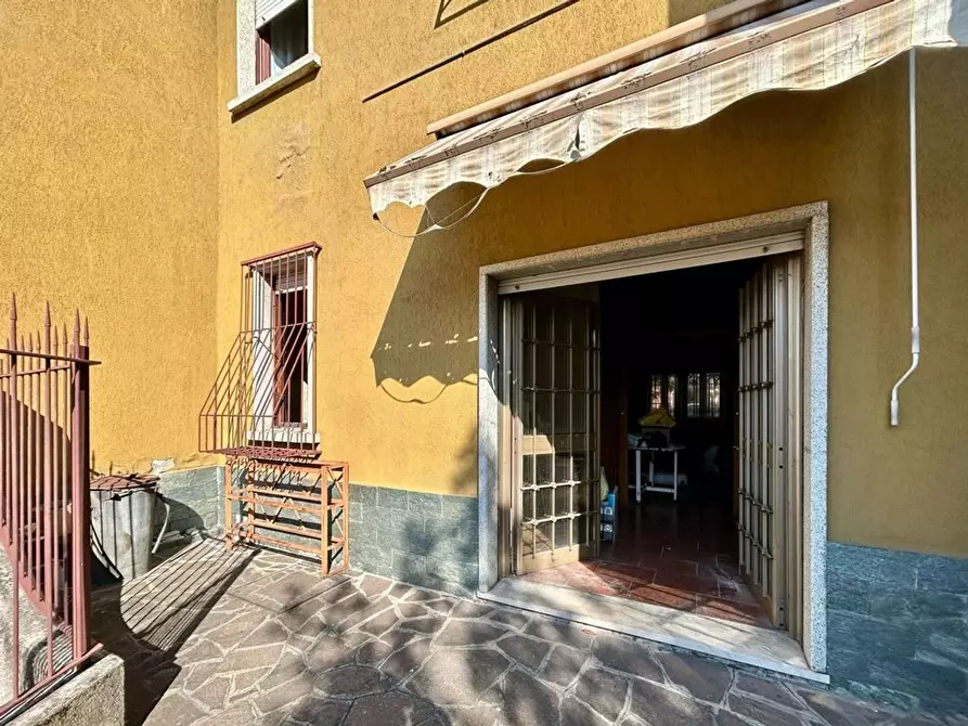 Immagine 4 di Villa in vendita  in A. Locatelli a Nova Milanese