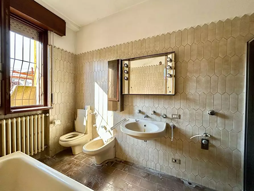 Immagine 38 di Villa in vendita  in A. Locatelli a Nova Milanese