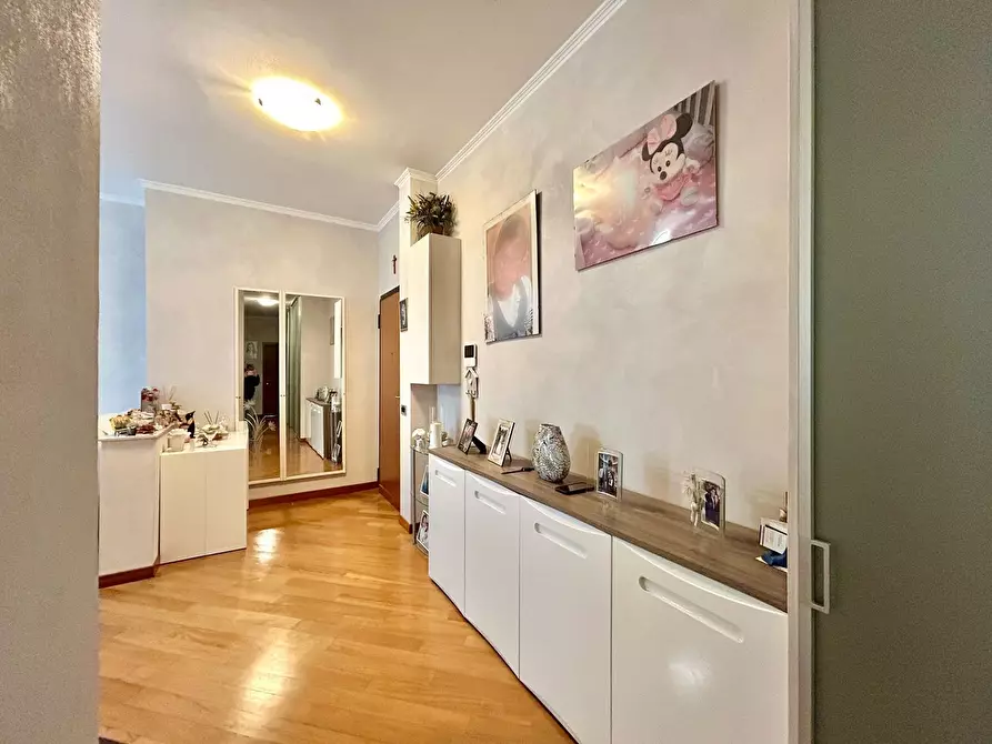 Immagine 5 di Appartamento in vendita  in Fratelli Cervi a Desio