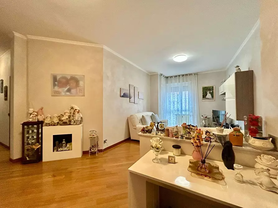 Immagine 7 di Appartamento in vendita  in Fratelli Cervi a Desio