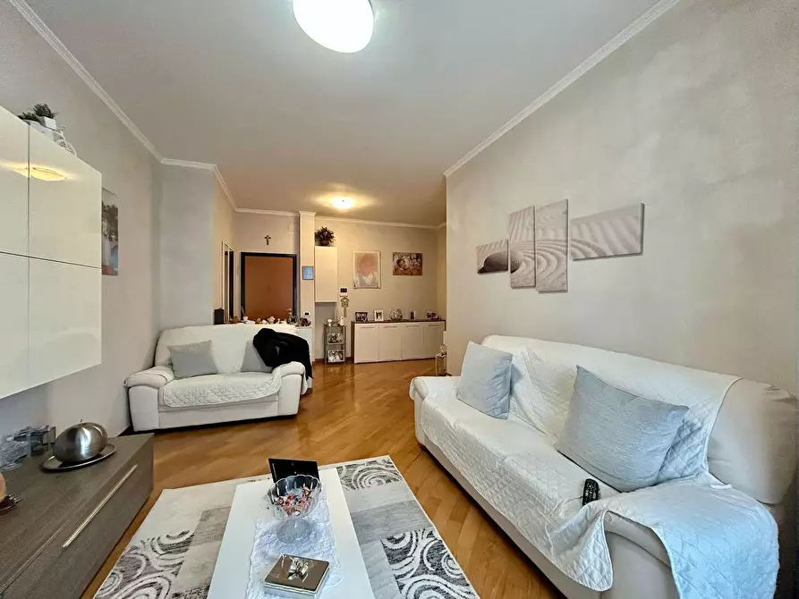 Immagine 9 di Appartamento in vendita  in Fratelli Cervi a Desio