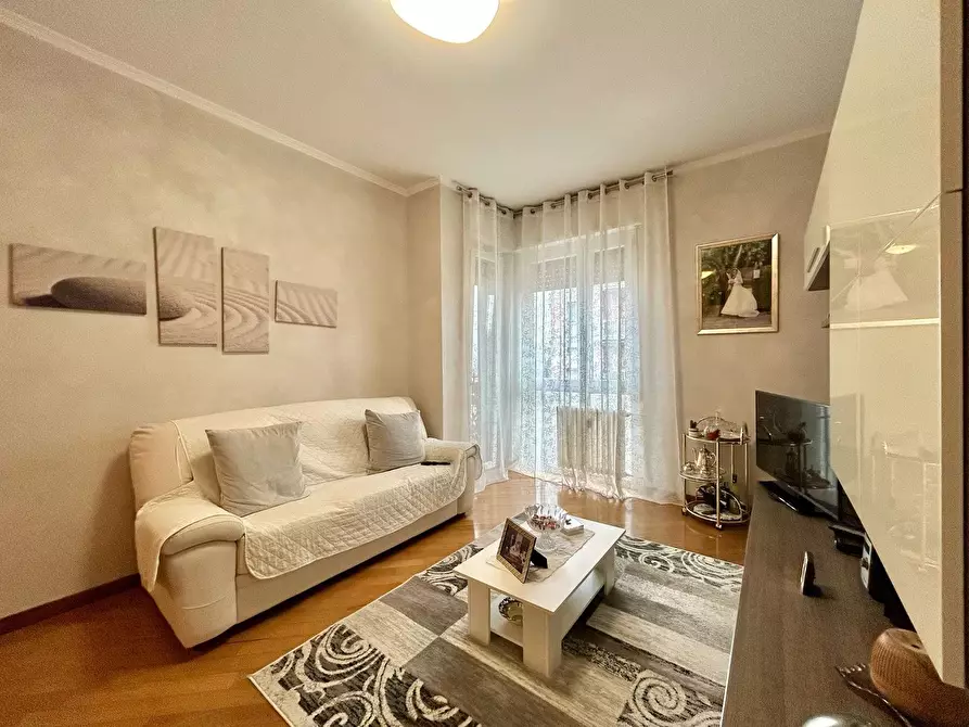 Immagine 37 di Appartamento in vendita  in Fratelli Cervi a Desio