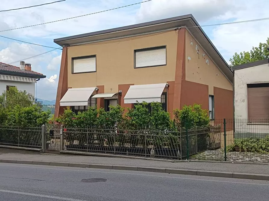 Immagine 3 di Villa in vendita  in Giuseppe Negrini a Cermenate