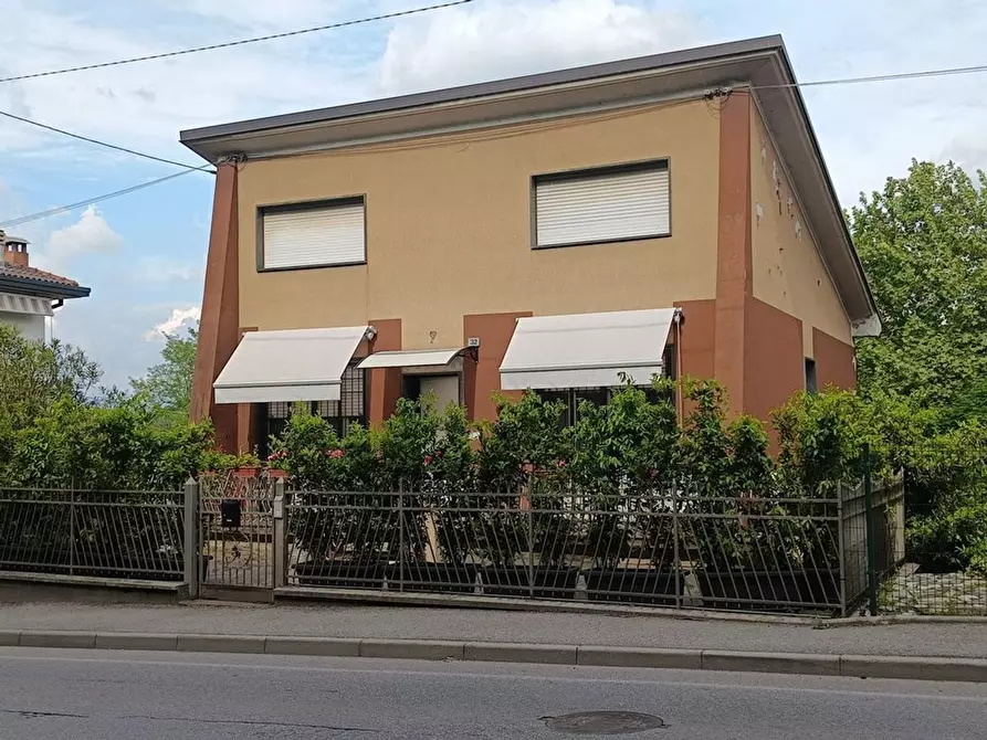 Immagine 8 di Villa in vendita  in Giuseppe Negrini a Cermenate