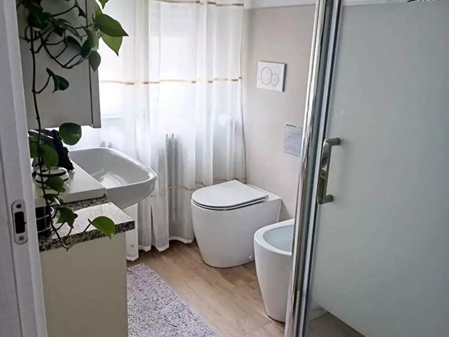 Immagine 35 di Villa in vendita  in Giuseppe Negrini a Cermenate