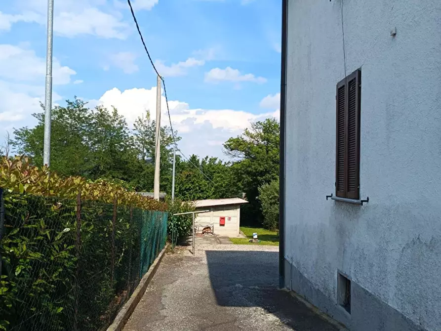 Immagine 10 di Villa in vendita  in Giuseppe Negrini 34 a Cermenate
