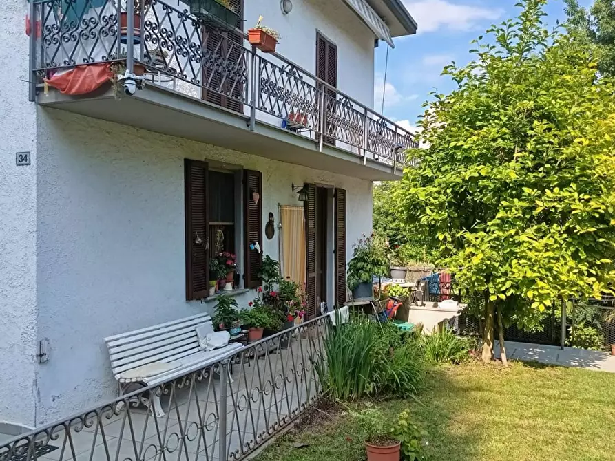 Immagine 11 di Villa in vendita  in Giuseppe Negrini 34 a Cermenate