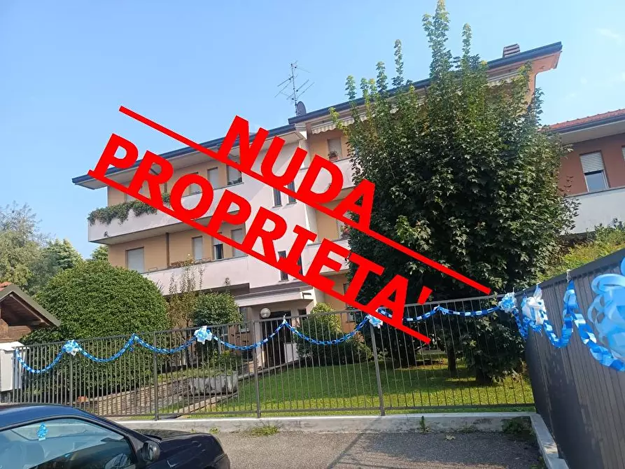 Immagine 1 di Appartamento in vendita  in Via Baracca 10 a Cabiate