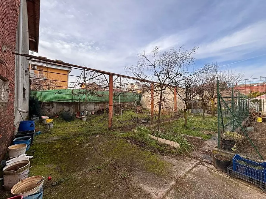 Immagine 4 di Casa indipendente in vendita  in Via Caravaggio 12 a Nova Milanese