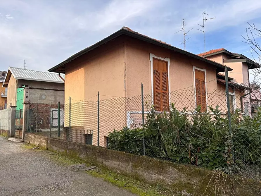 Immagine 8 di Casa indipendente in vendita  in Via Caravaggio 12 a Nova Milanese