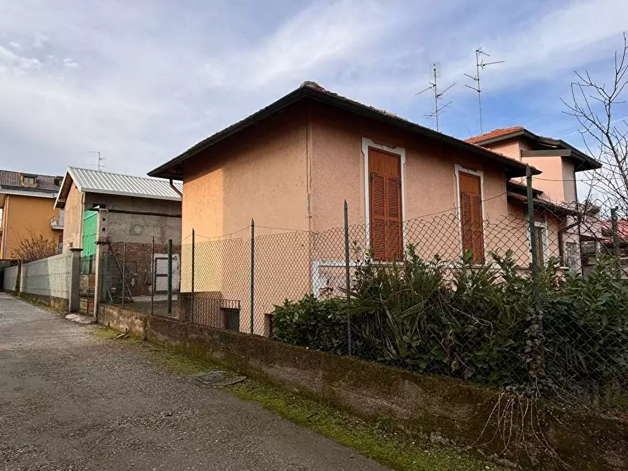Immagine 10 di Casa indipendente in vendita  in Via Caravaggio 12 a Nova Milanese
