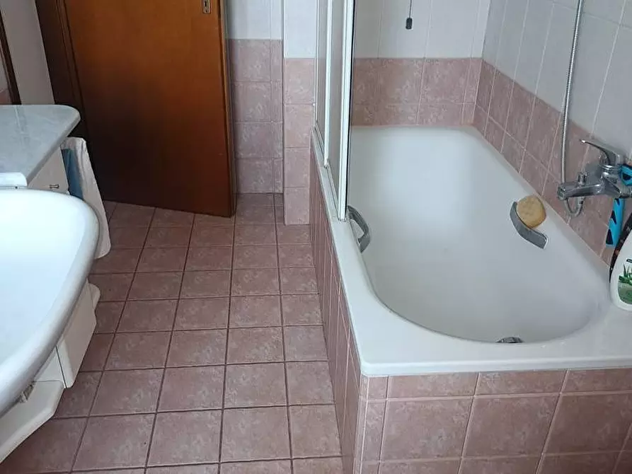 Immagine 18 di Appartamento in vendita  in Via Baracca 10 a Cabiate