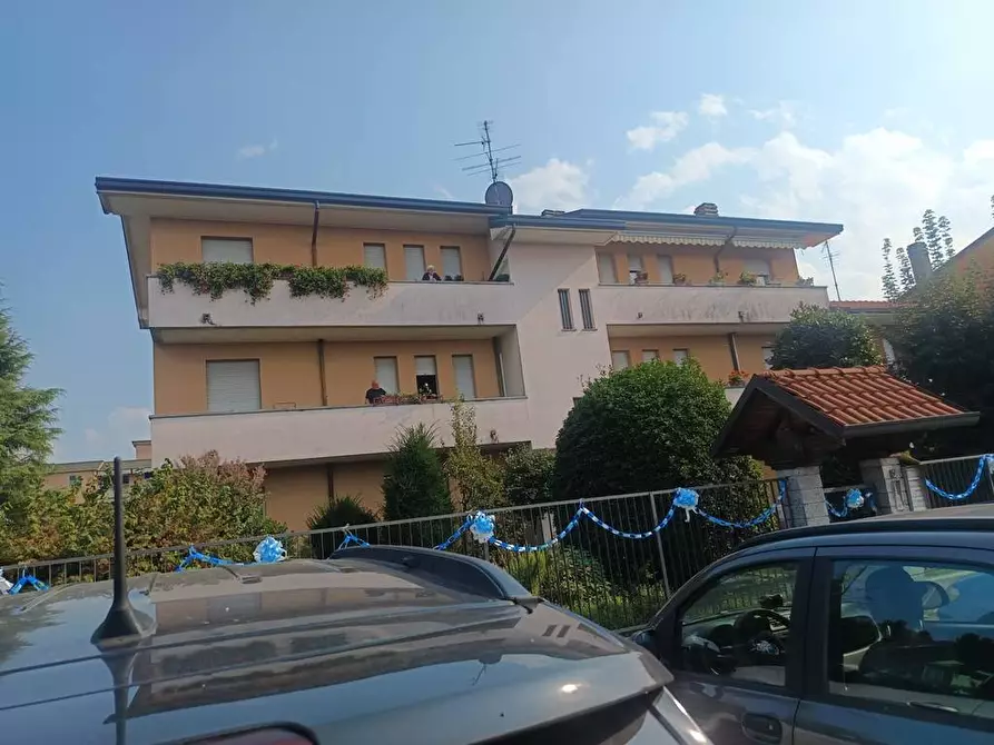 Immagine 19 di Appartamento in vendita  in Via Baracca 10 a Cabiate