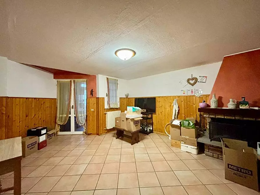 Immagine 6 di Villa in vendita  a Lacchiarella