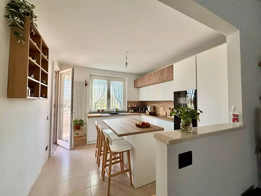 Immagine 10 di Villa in vendita  a Lacchiarella