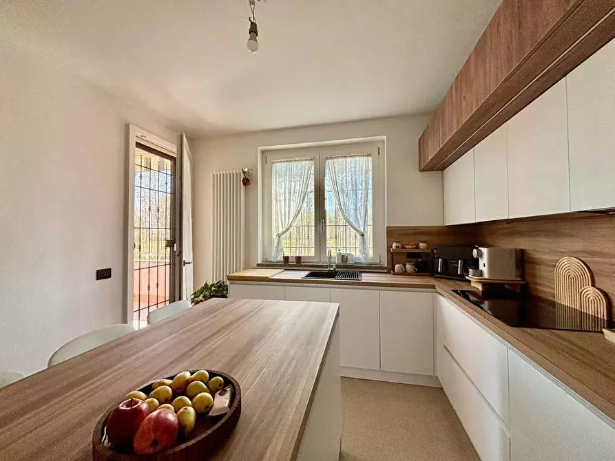 Immagine 18 di Villa in vendita  a Lacchiarella