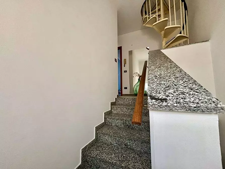 Immagine 26 di Villa in vendita  a Lacchiarella